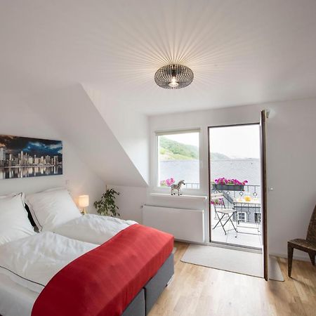 Ferienwohnung Burgblick Coraidelstein Klotten Kültér fotó